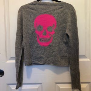 Skull Cashmere Grey & Pink Cropped Sweater